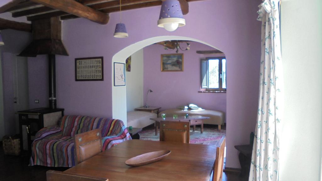 La Casina Di Giannetto Guest House Seggiano Exterior photo